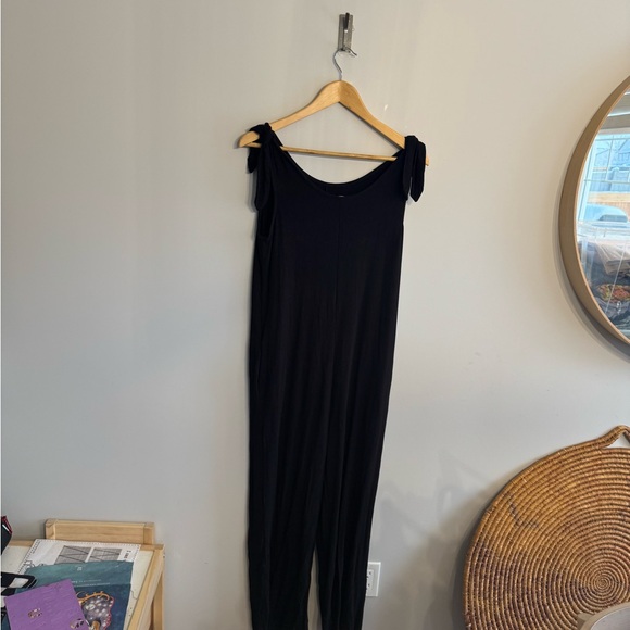 Olivia Rae medium Black Sleeveless Jumpsuit - Picture 5 of 7